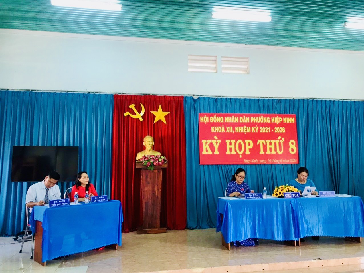 Hội đồng nhân dân phường Hiệp Ninh tổ chức kỳ họp thứ 8 (kỳ họp thường lệ) HĐND phường Khóa XII, nhiệm kỳ 2021 - 2026